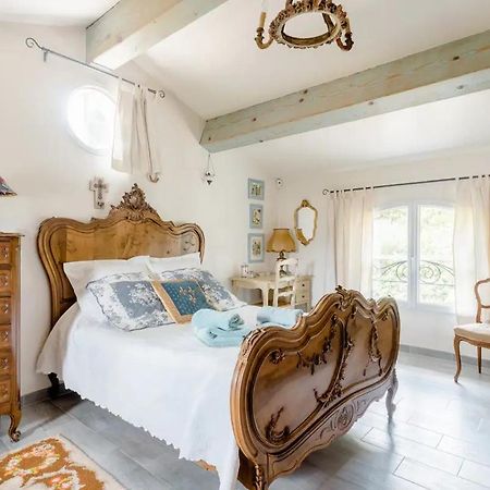 Bed and Breakfast Agreable Chambre D'Hotes Avec Piscine Le Beausset Exteriér fotografie
